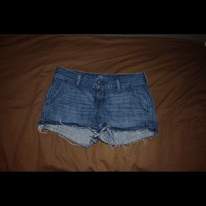 Old Navy Jean shorts !!
